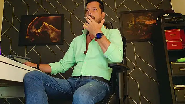 Snapshot of ChrisKox chatting on 13, 3, 2025 ChrisKox online show from 13, 3, 2025