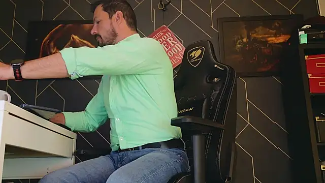 Snapshot of ChrisKox chatting on 22, 3, 2025 ChrisKox online show from 22, 3, 2025