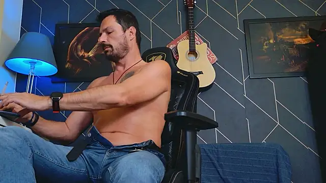 Snapshot of ChrisKox chatting on 20, 9, 2025 ChrisKox online show from 20, 9, 2025