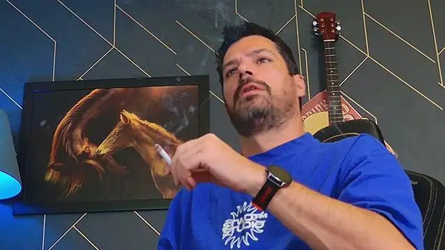 Snapshot of ChrisKox chatting on 8, 10, 2025 ChrisKox online show from 8, 10, 2025