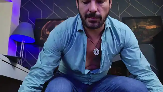 Snapshot of ChrisKox chatting on 1, 12, 2025 ChrisKox online show from 1, 12, 2025