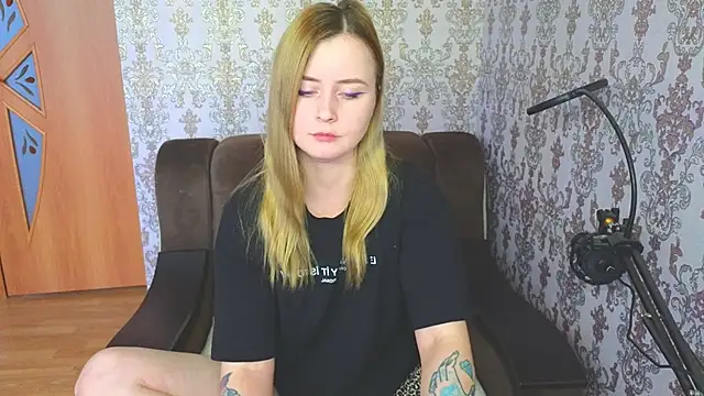 Snapshot of Harley_Blue chatting on 16, 1, 2025 Harley Blue online show from 16, 1, 2025