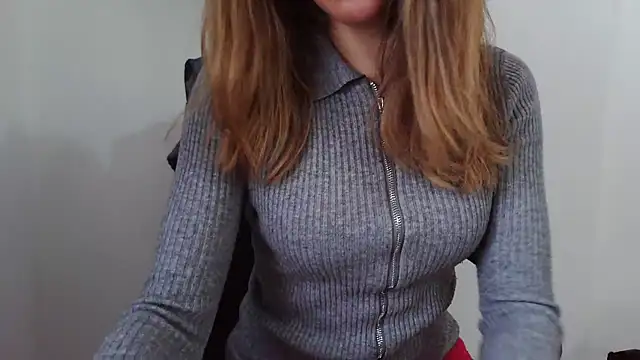 Snapshot of sexylenia chatting on 19, 2, 2025 sexylenia online show from 19, 2, 2025