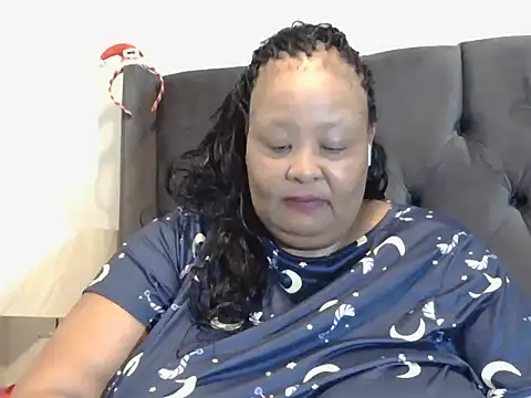 Snapshot of nancy111 chatting on 16, 12, 2025 nancy111 online show from 16, 12, 2025