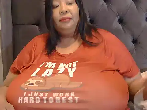 Snapshot of nancy111 chatting on 5, 2, 2026 nancy111 online show from 5, 2, 2026