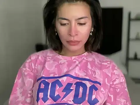 Snapshot of your_bianca69 chatting on 28, 2, 2025 your bianca69 online show from 28, 2, 2025