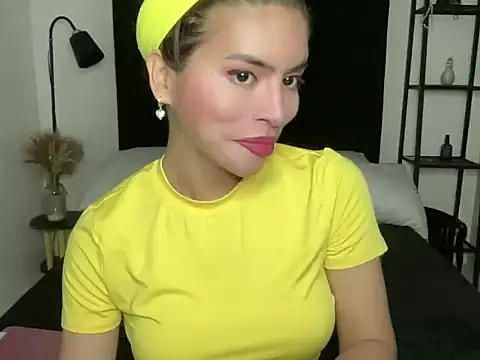 Snapshot of your_bianca69 chatting on 16, 9, 2025 your bianca69 online show from 16, 9, 2025