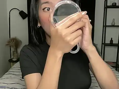 Snapshot of your_bianca69 chatting on 15, 10, 2025 your bianca69 online show from 15, 10, 2025