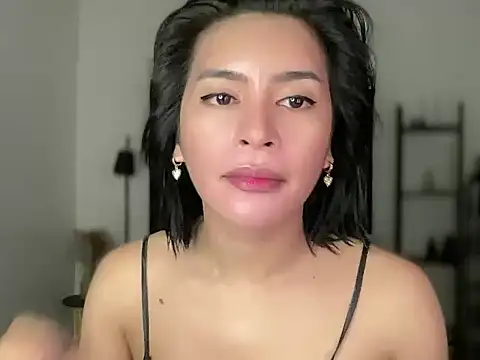 Snapshot of your_bianca69 chatting on 22, 11, 2025 your bianca69 online show from 22, 11, 2025