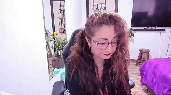 Snapshot of lalanaughty chatting on 11, 3, 2025 lalanaughty online show from 11, 3, 2025