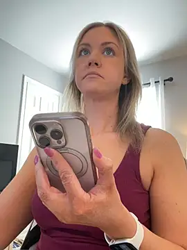 Kay Cakes online show from 2, 2, 2026