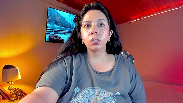 Snapshot of coraline_latin chatting on 14, 1, 2025 coraline latin online show from 14, 1, 2025