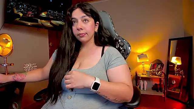 Snapshot of coraline_latin chatting on 9, 2, 2025 coraline latin online show from 9, 2, 2025