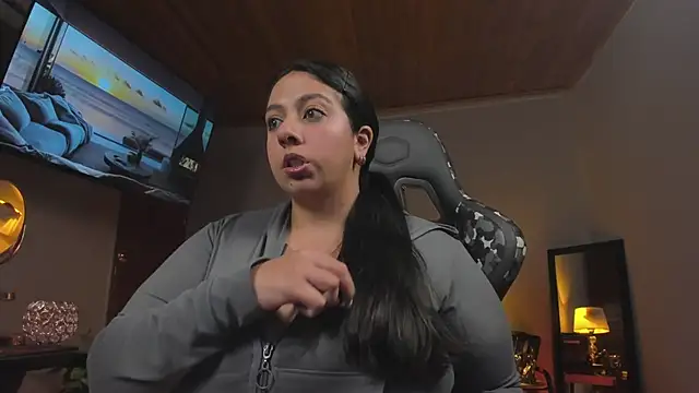 Snapshot of coraline_latin chatting on 14, 2, 2025 coraline latin online show from 14, 2, 2025