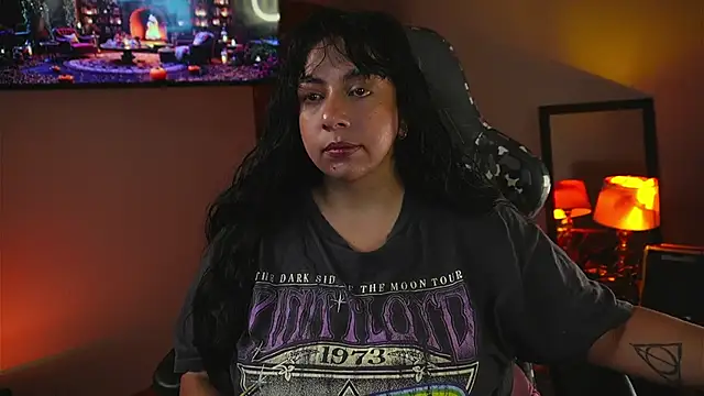 Snapshot of coraline_latin chatting on 25, 10, 2025 coraline latin online show from 25, 10, 2025