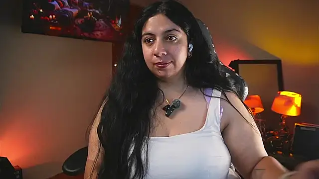 Snapshot of coraline_latin chatting on 3, 11, 2025 coraline latin online show from 3, 11, 2025