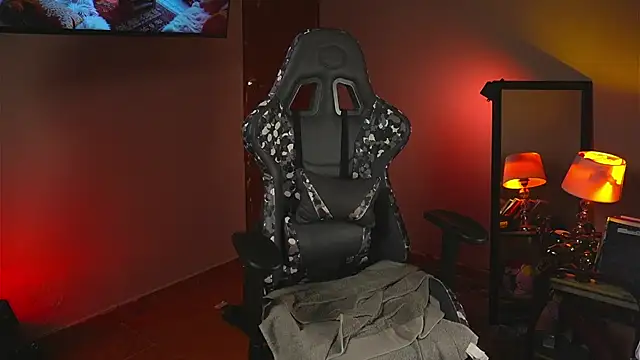 Snapshot of coraline_latin chatting on 4, 11, 2025 coraline latin online show from 4, 11, 2025