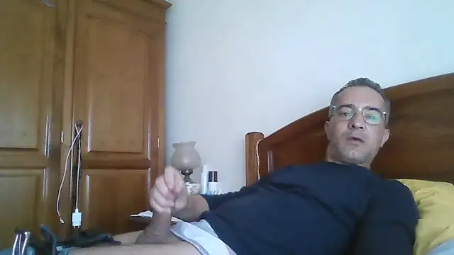 CarlosRocha73 online show from 7, 5, 2026