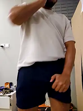 Snapshot of shakir12340 chatting on 2, 10, 2025 shakir12340 online show from 2, 10, 2025