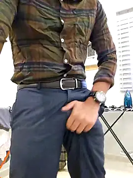 Snapshot of shakir12340 chatting on 14, 11, 2025 shakir12340 online show from 14, 11, 2025