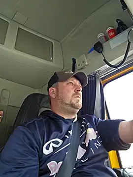 Snapshot of ktmtom247 chatting on 28, 2, 2025 ktmtom247 online show from 28, 2, 2025