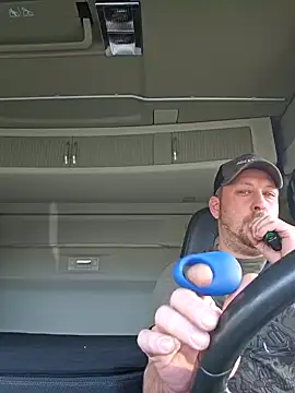 Snapshot of ktmtom247 chatting on 4, 3, 2025 ktmtom247 online show from 4, 3, 2025