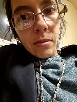 Snapshot of rposhta1991 chatting on 4, 10, 2025 rposhta1991 online show from 4, 10, 2025