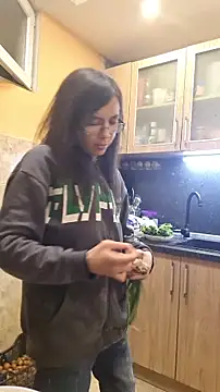 Snapshot of rposhta1991 chatting on 14, 11, 2025 rposhta1991 online show from 14, 11, 2025