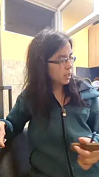 Snapshot of rposhta1991 chatting on 15, 4, 2026 rposhta1991 online show from 15, 4, 2026