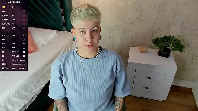 Snapshot of amy_ink chatting on 17, 12, 2024 amy ink online show from 17, 12, 2024