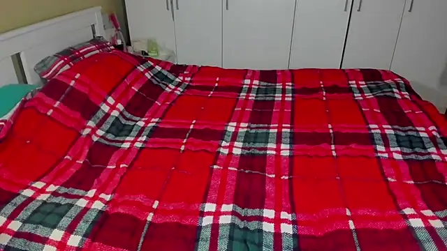 GoldCurves online show from 27, 10, 2025