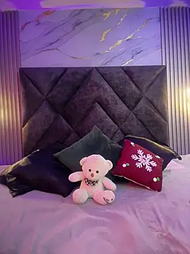 Zafira Alabi online show from 20, 12, 2025