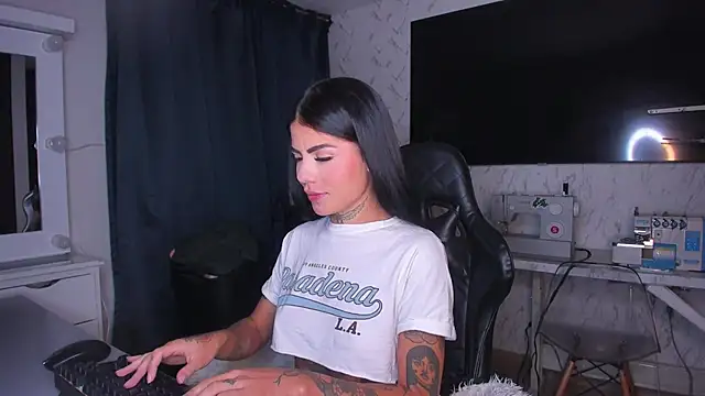 Lisegg  online show from 23, 1, 2025