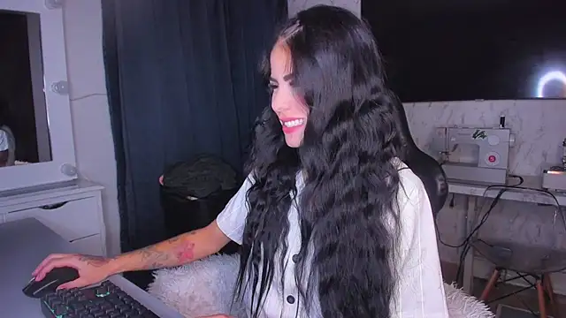 Lisegg  online show from 28, 1, 2025