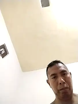 Snapshot of desnudo_Sexoxo chatting on 31, 10, 2025 desnudo Sexoxo online show from 31, 10, 2025