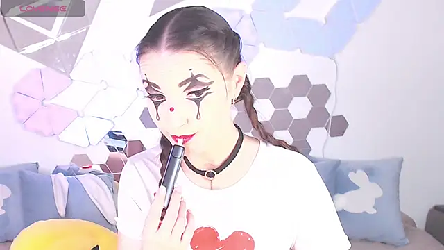 Snapshot of LexiKiss chatting on 11, 12, 2024 LexiKiss online show from 11, 12, 2024