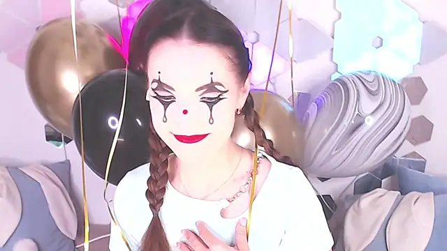 Snapshot of LexiKiss chatting on 10, 9, 2025 LexiKiss online show from 10, 9, 2025