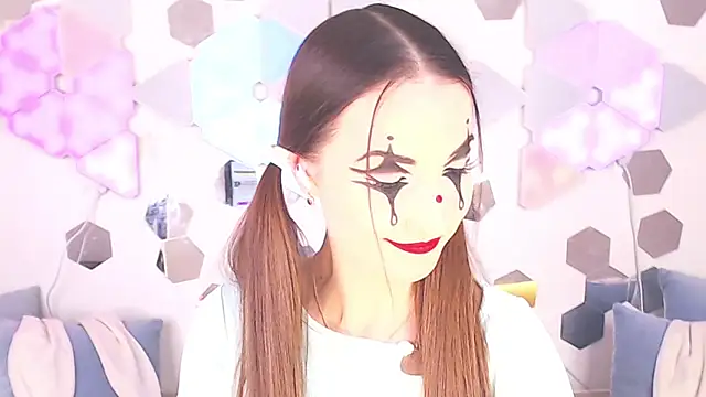 Snapshot of LexiKiss chatting on 4, 11, 2025 LexiKiss online show from 4, 11, 2025