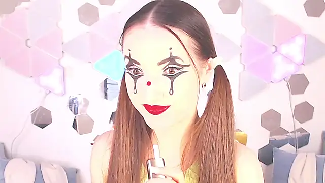 Snapshot of LexiKiss chatting on 5, 11, 2025 LexiKiss online show from 5, 11, 2025