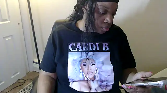 Snapshot of Sexymona1218 chatting on 5, 6, 2026 Sexymona1218 online show from 5, 6, 2026
