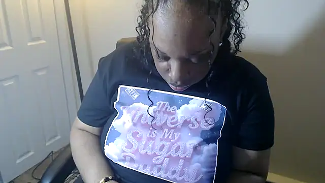 Snapshot of Sexymona1218 chatting on 14, 6, 2026 Sexymona1218 online show from 14, 6, 2026