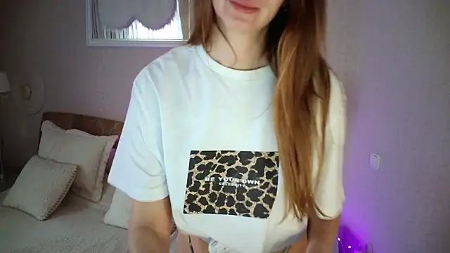 Snapshot of Luna_Hoty chatting on 10, 3, 2025 Luna Hoty online show from 10, 3, 2025