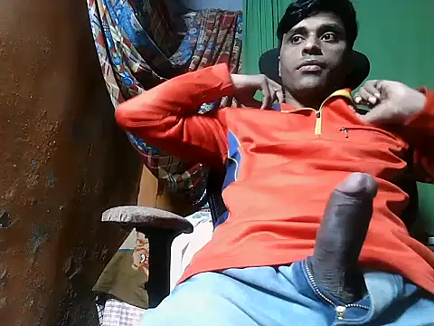 Snapshot of desiboy1101 chatting on 27, 12, 2024 desiboy1101 online show from 27, 12, 2024