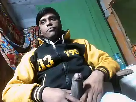 Snapshot of desiboy1101 chatting on 12, 2, 2025 desiboy1101 online show from 12, 2, 2025