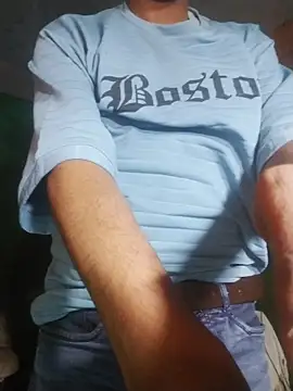 Snapshot of desiboy1101 chatting on 27, 11, 2025 desiboy1101 online show from 27, 11, 2025