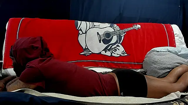 iBreakHeartz online show from 9, 12, 2024