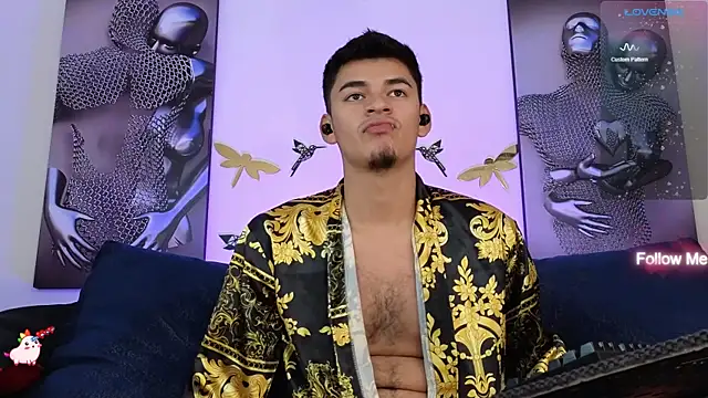 Snapshot of VikoHands chatting on 11, 2, 2025 VikoHands online show from 11, 2, 2025