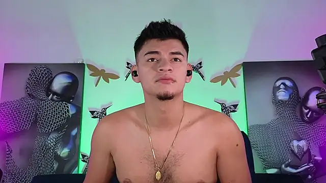 Snapshot of VikoHands chatting on 10, 9, 2025 VikoHands online show from 10, 9, 2025