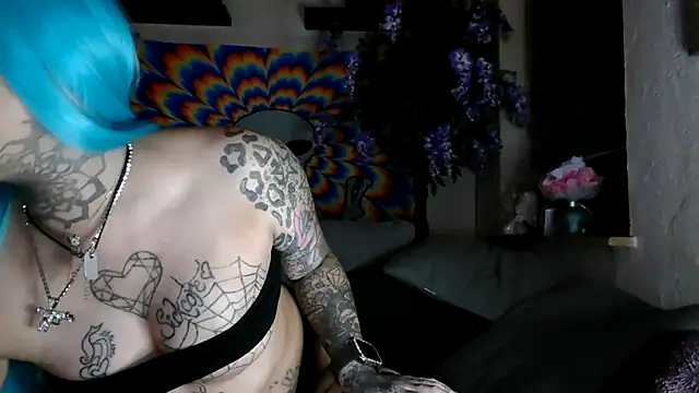 Snapshot of RoxxyInk chatting on 3, 2, 2025 RoxxyInk online show from 3, 2, 2025