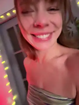 Snapshot of Oopsfoxy chatting on 15, 12, 2024 Oopsfoxy online show from 15, 12, 2024